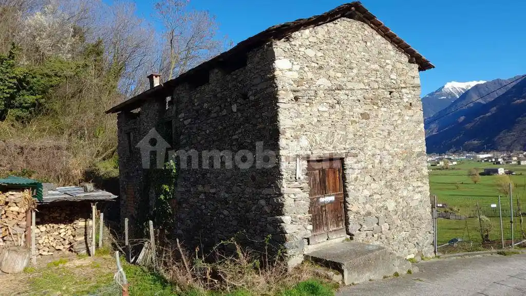 Rustico - Casale in vendita a Buglio in Monte