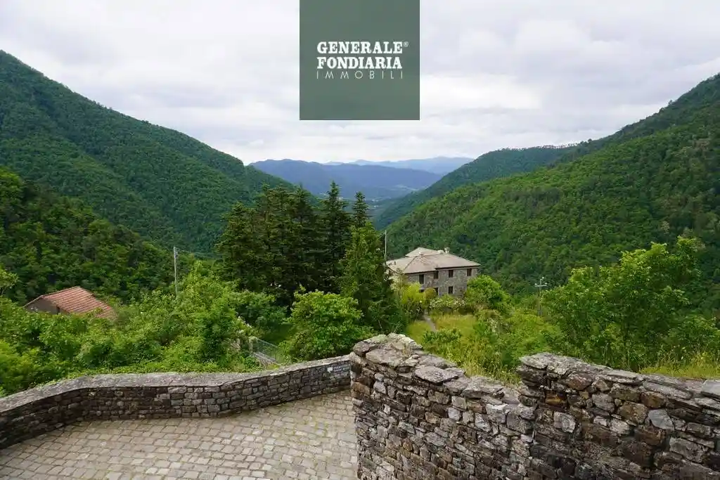 Villa in vendita a Calice al Cornoviglio