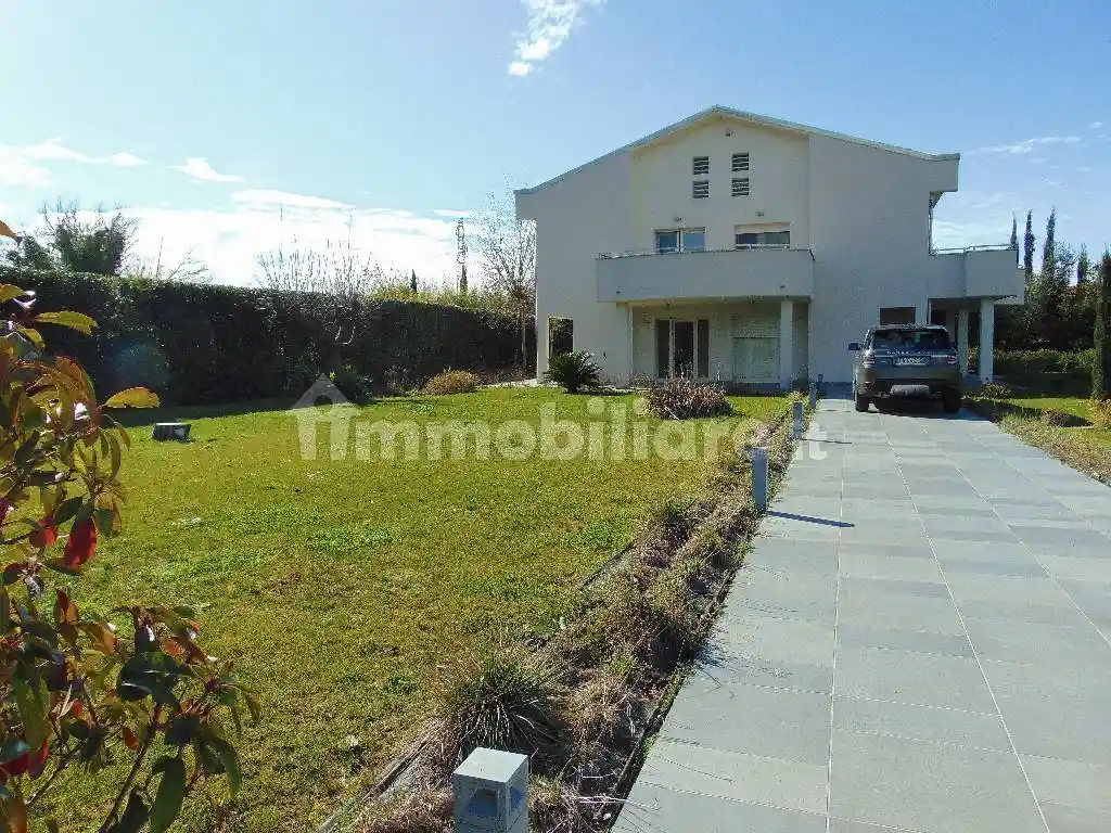 Villa in vendita a Forte dei Marmi