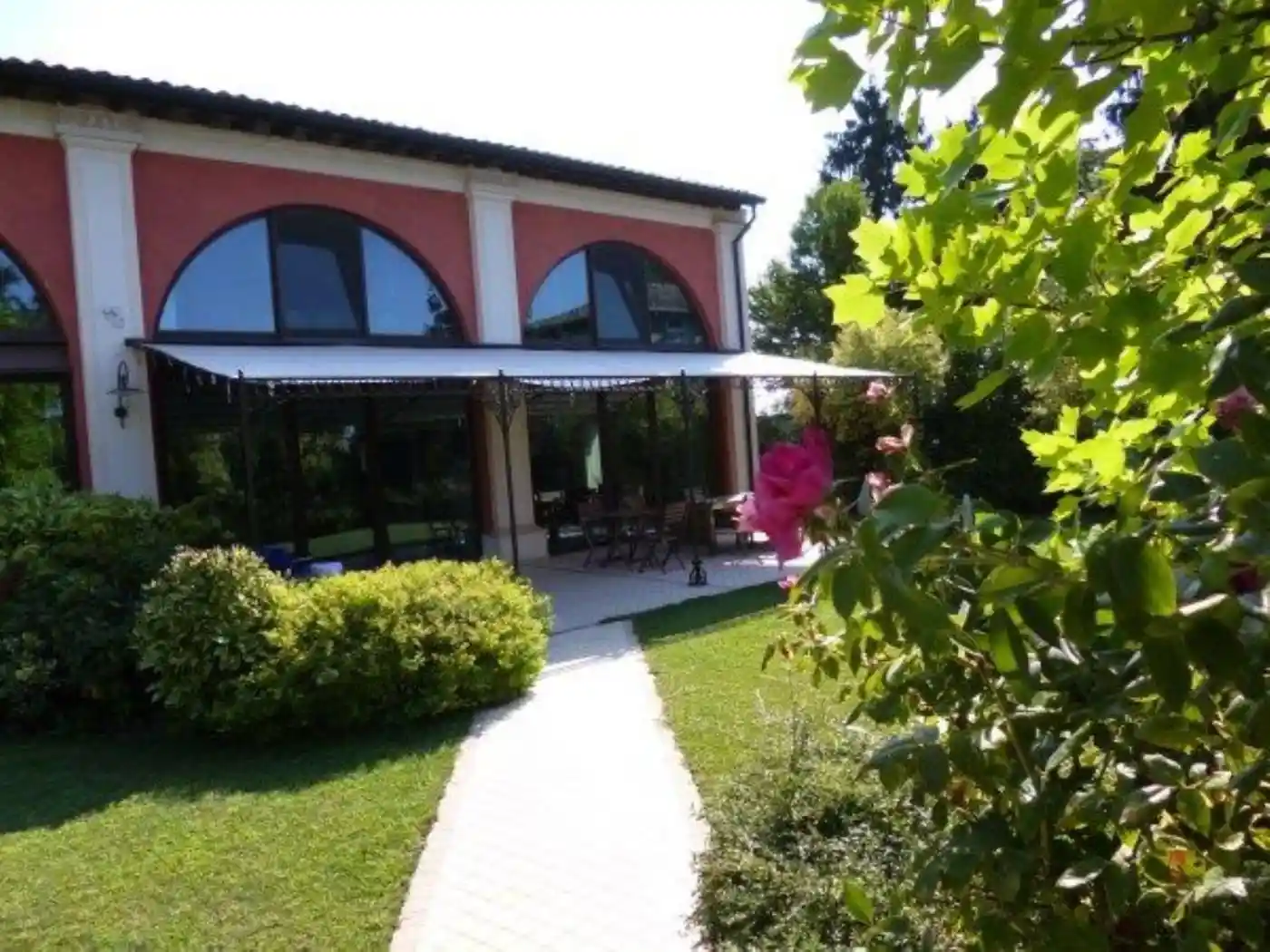 Villa in vendita a Parma