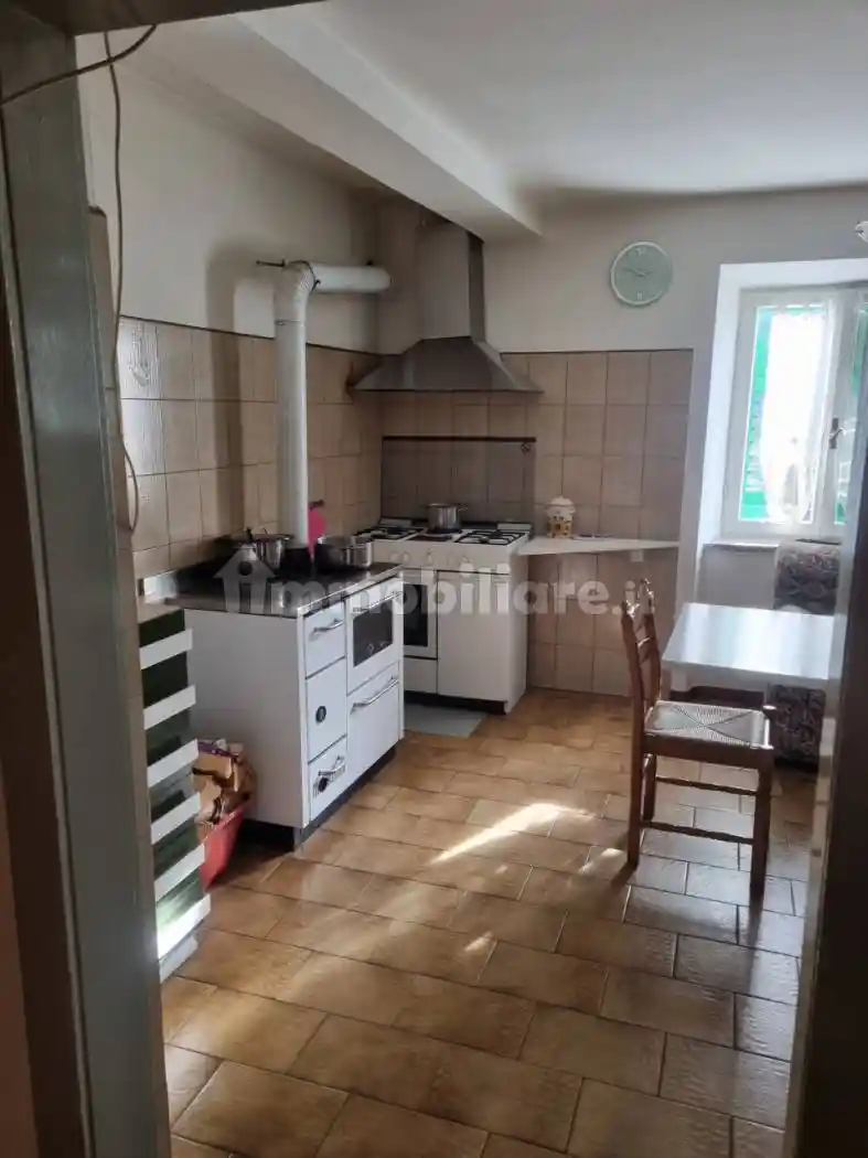 Quadrilocale piazzetta Di San Giovanni, Mestriago, Commezzadura - foto 3