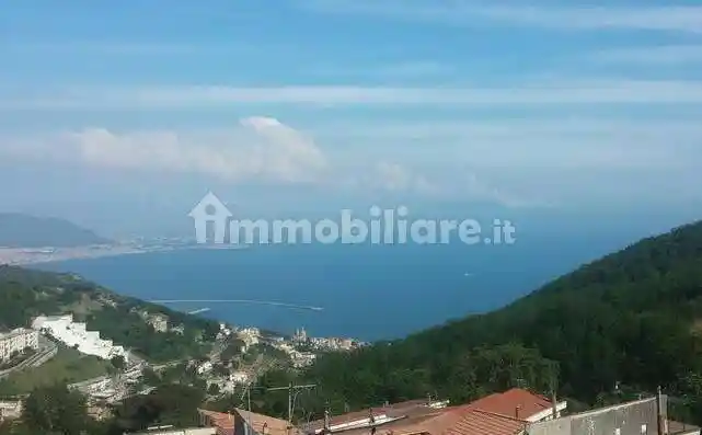Appartamento in vendita a Vietri sul Mare
