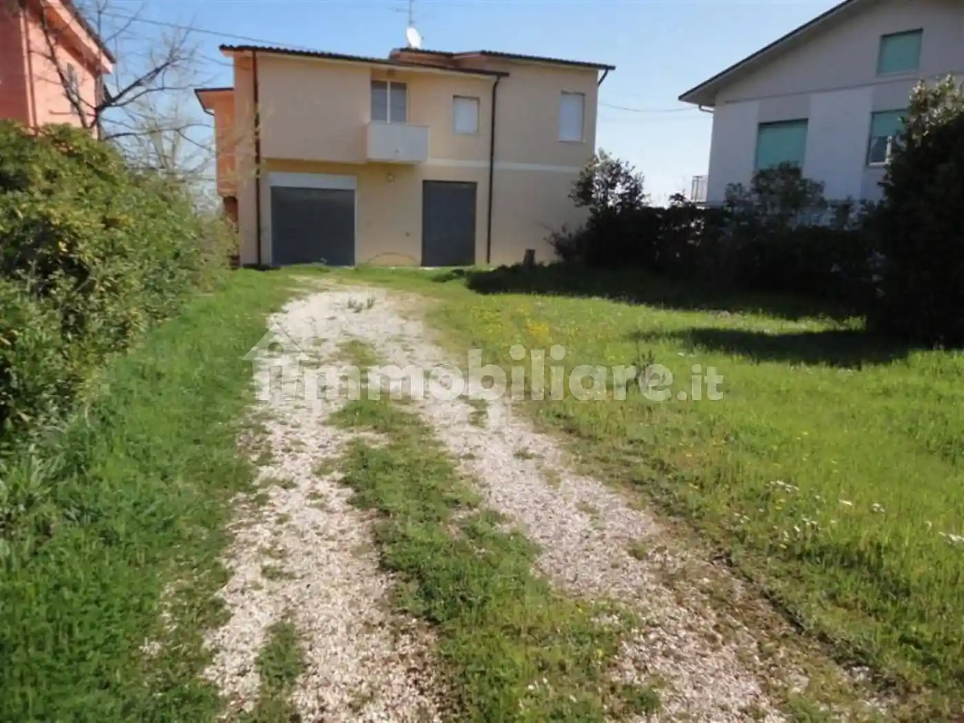 Villa in vendita a San Costanzo