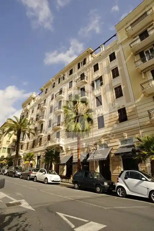 Appartamento in vendita a Alassio