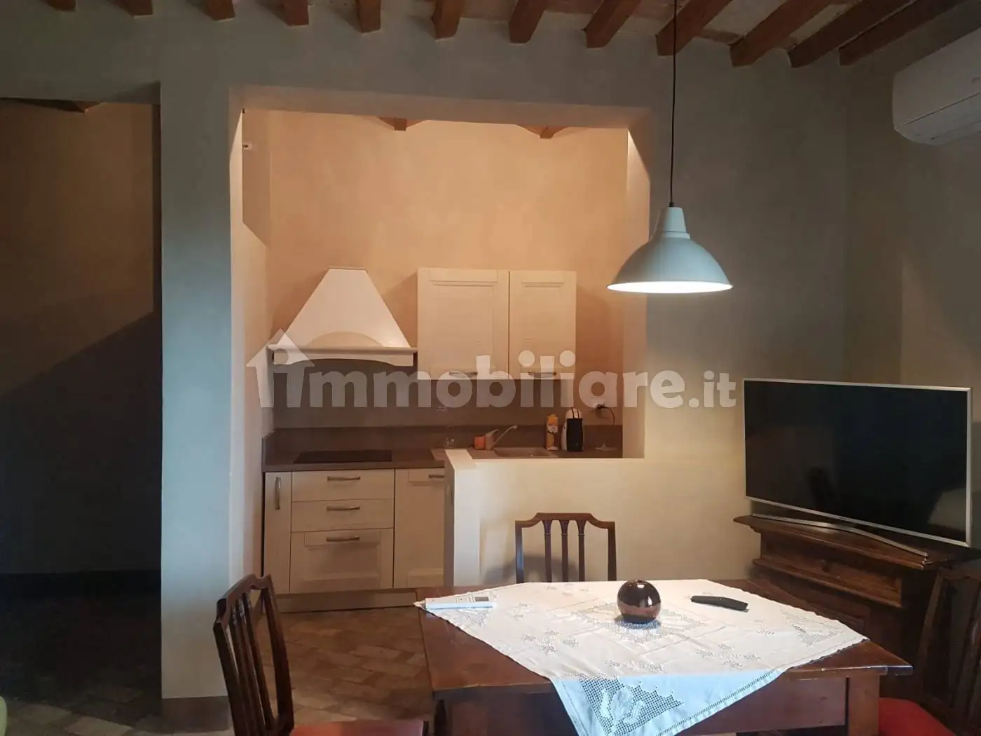 Palazzo - Edificio in affitto a Vinci