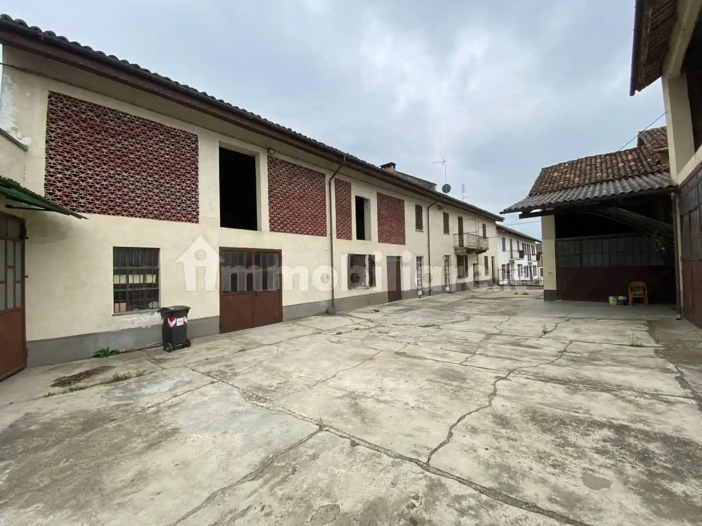 Cascina Località Poggio 30, Portacomaro Stazione, Asti - foto 2