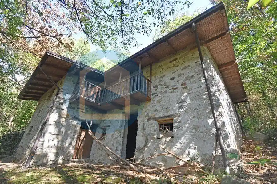 Rustico - Casale in vendita a Cedegolo