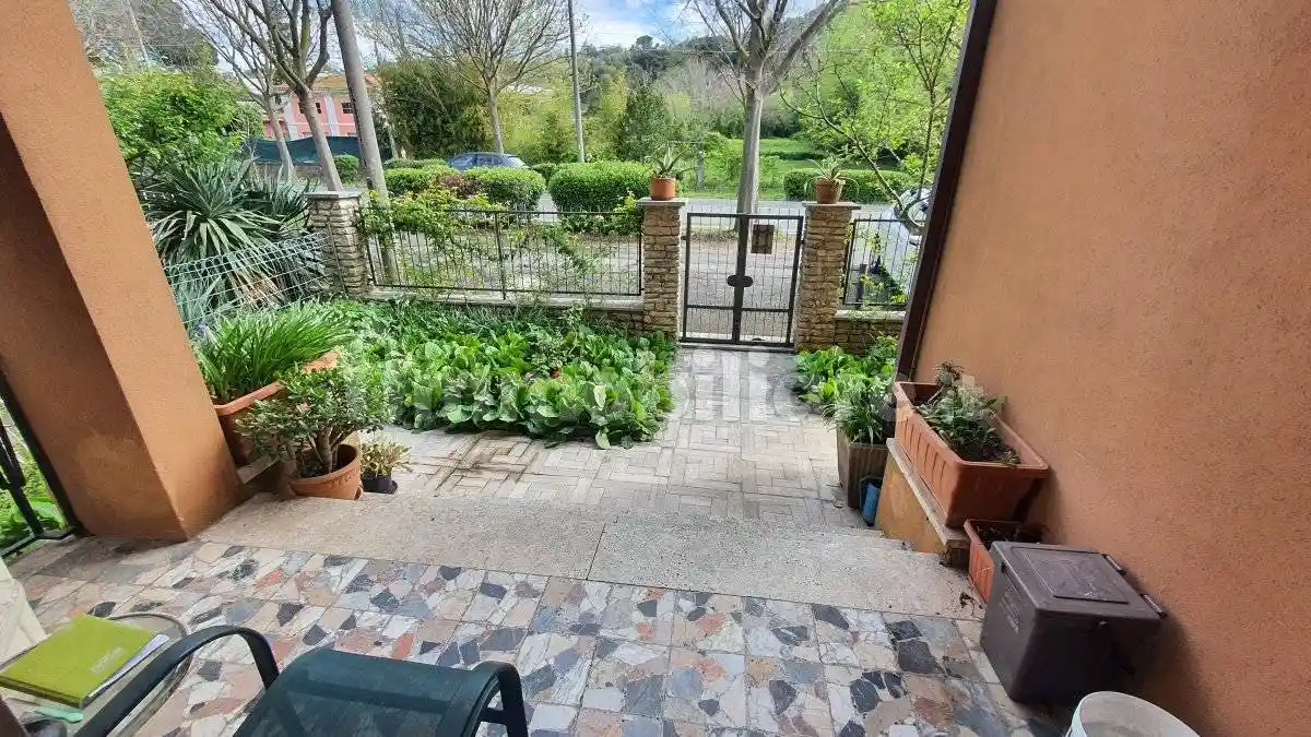 Villa in vendita a Sarzana