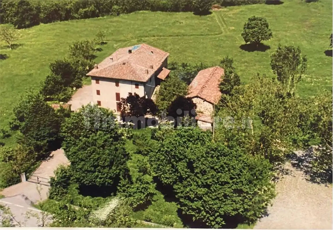Rustico - Casale in vendita a Canossa