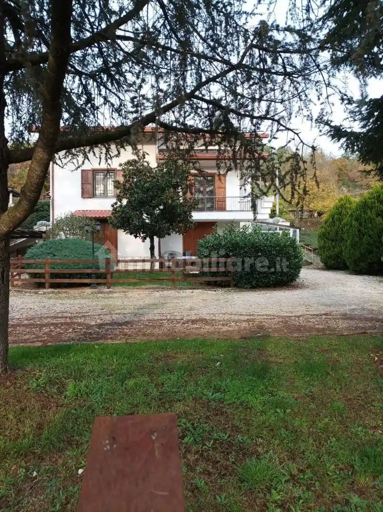 Villa in vendita a Fiuggi