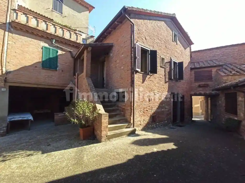 Casa indipendente in vendita a Castiglione del Lago
