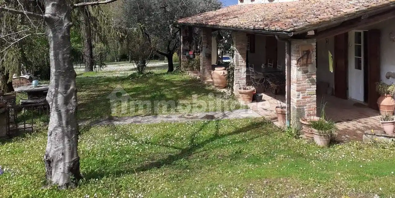 Rustico - Casale in vendita a Capannori