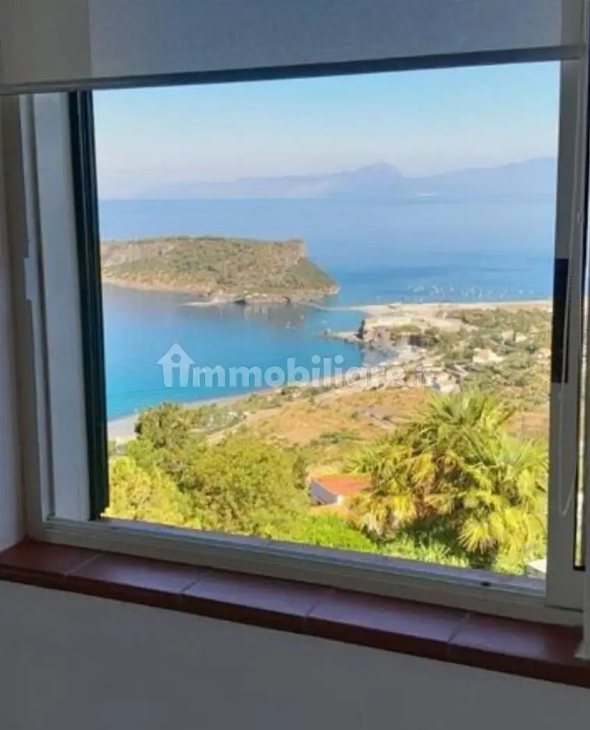 Appartamento in affitto a San Nicola Arcella