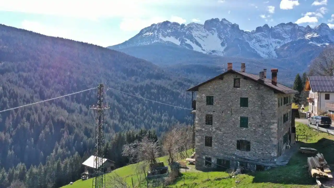 Palazzo - Edificio in vendita a Comelico Superiore