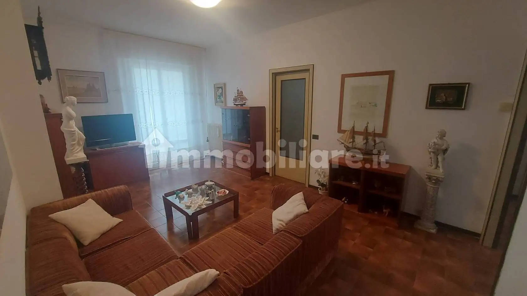 Appartamento in affitto a Falconara Marittima