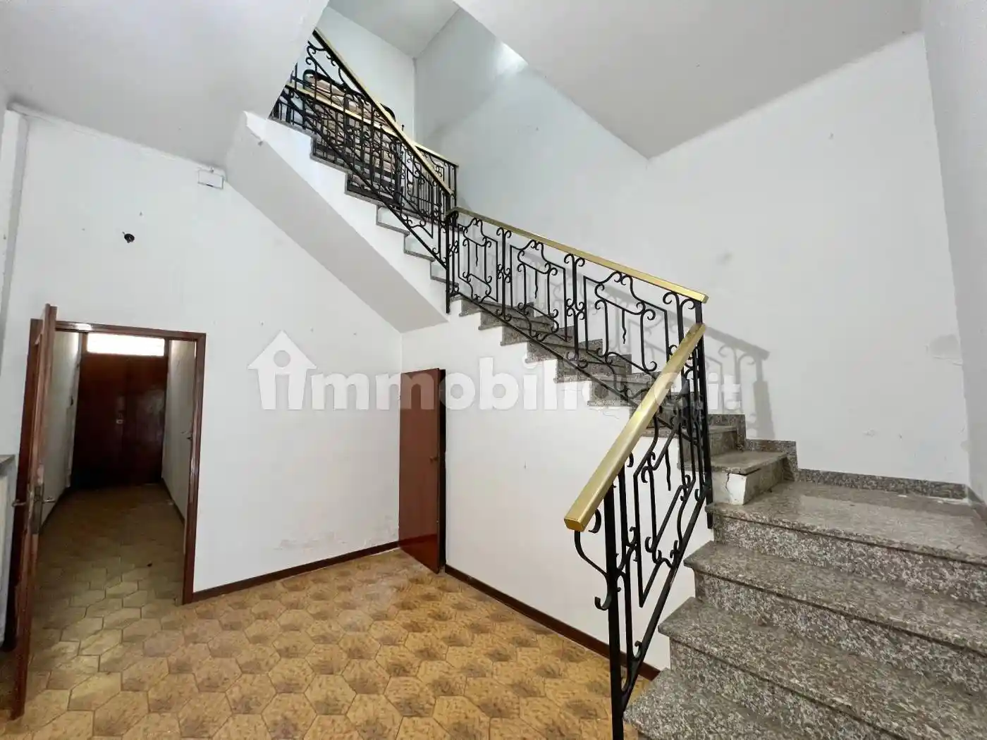 Palazzo - Edificio - foto 2