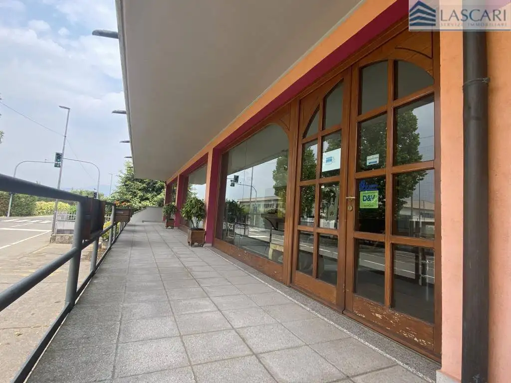 Palazzo - Edificio in vendita a Orio al Serio