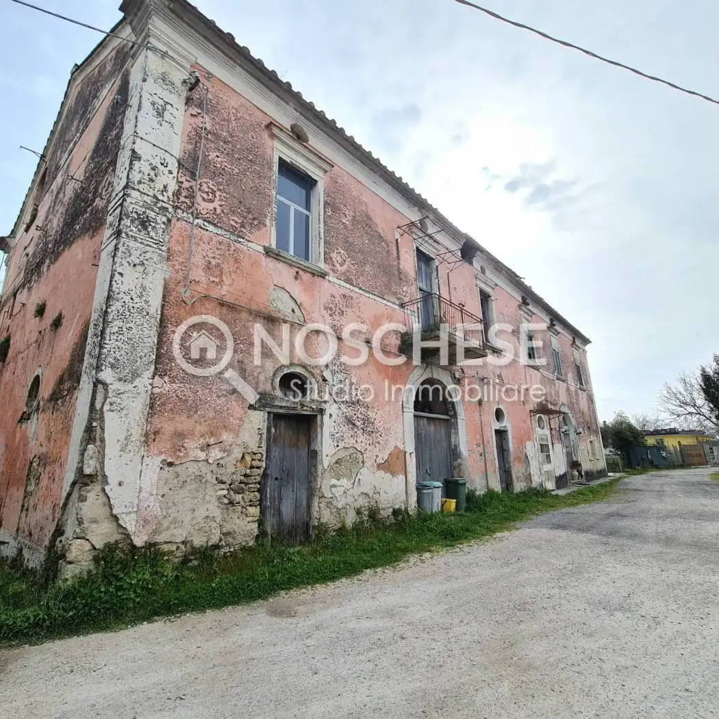 Rustico - Casale in vendita a Pontecagnano Faiano