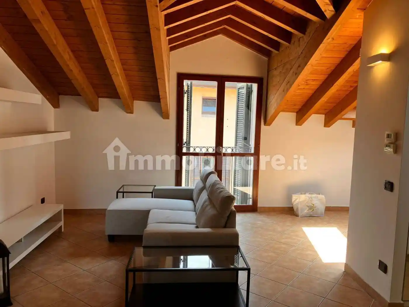 Appartamento in affitto a Arese
