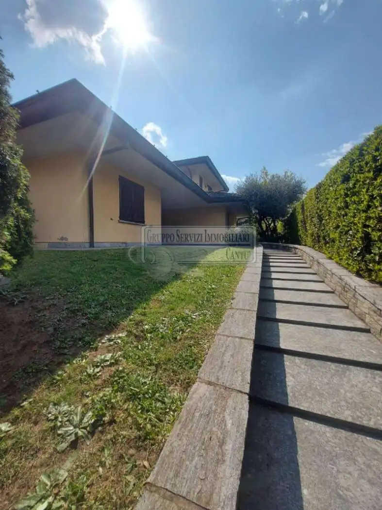 Villa unifamiliare 345 m², Cucciago - foto 5
