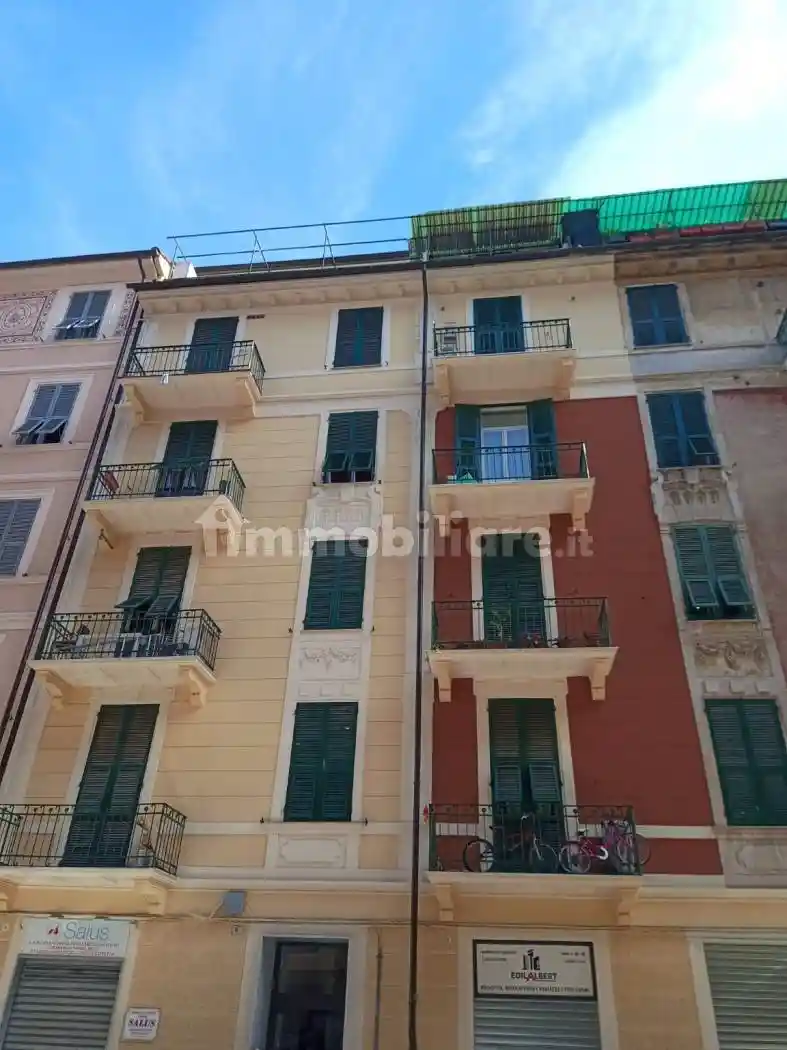 Appartamento in vendita a Savona