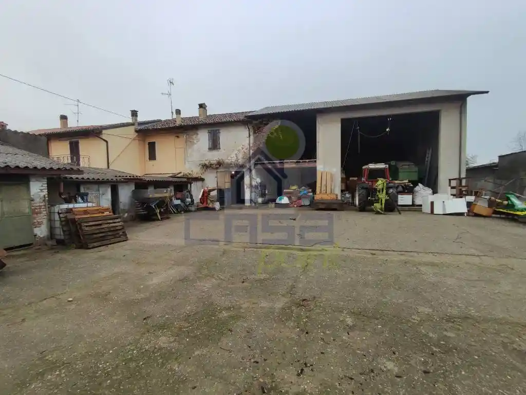 Rustico - Casale in vendita a Castelnuovo Bocca d'Adda