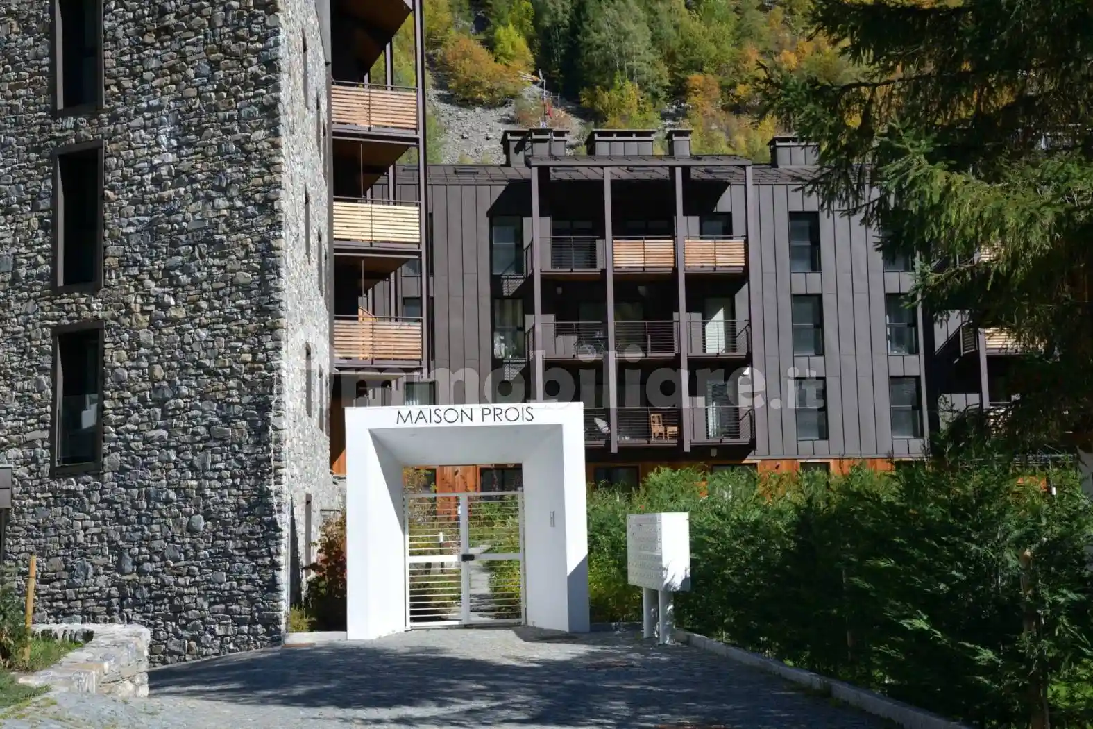 Appartamento in vendita a Courmayeur
