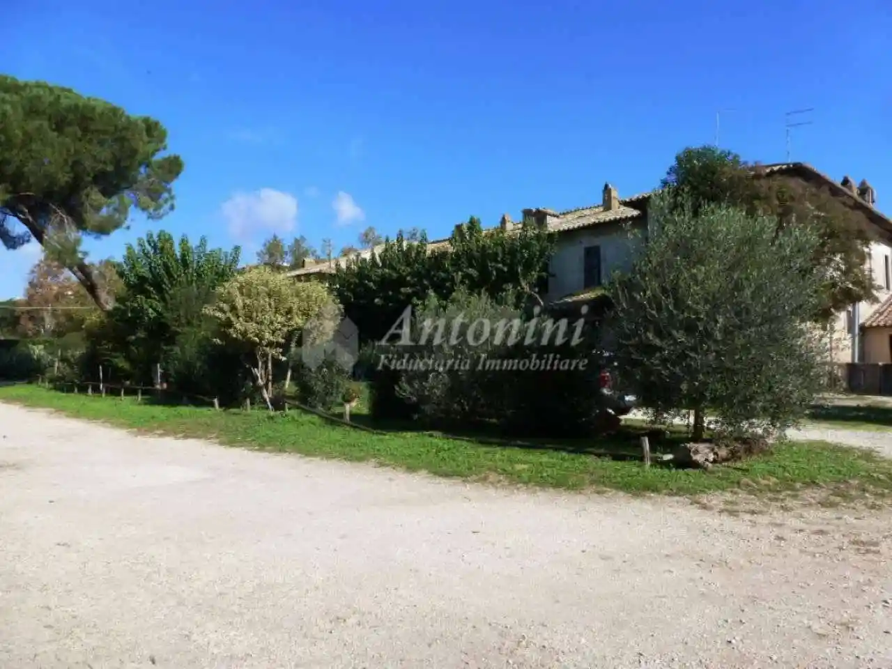 Rustico - Casale in vendita a Roma