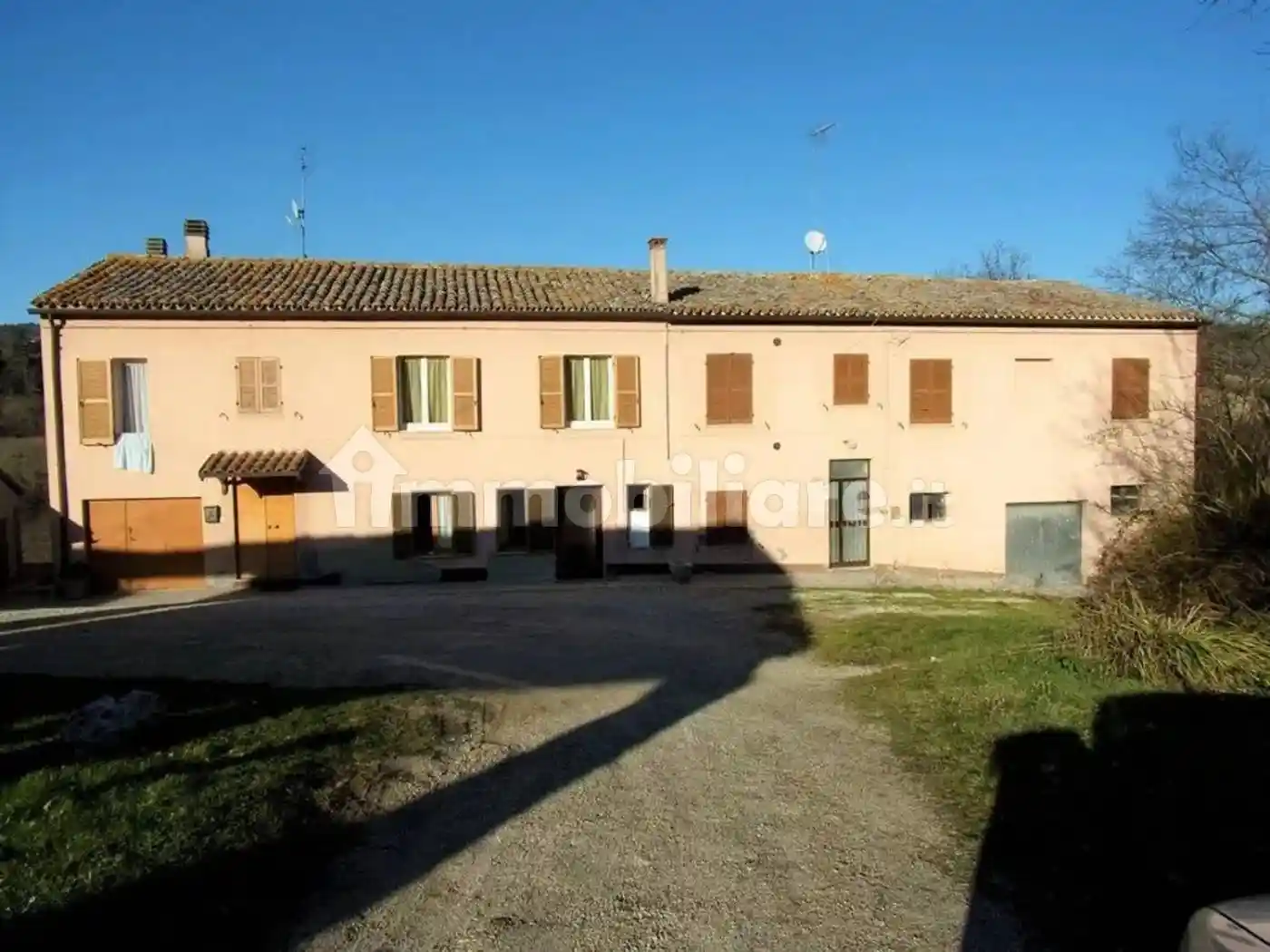 Rustico - Casale in vendita a Urbino