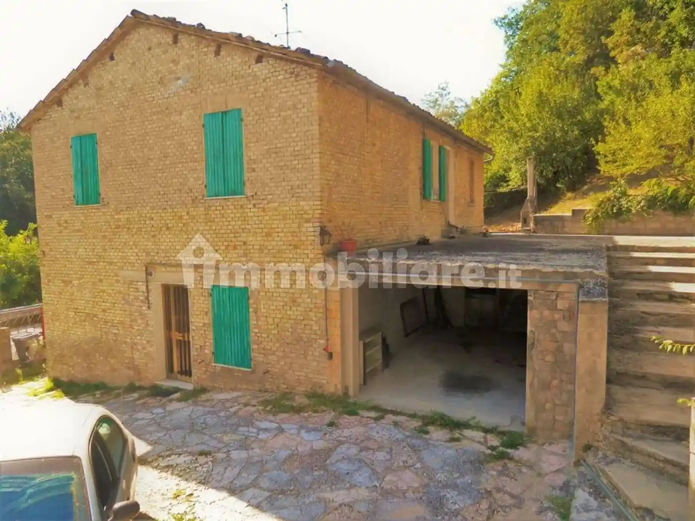 Rustico - Casale in vendita a Urbino