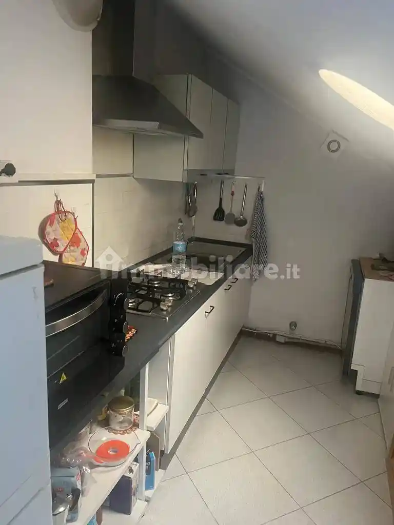 Bilocale buono stato, quarto piano, Centro, Alba - foto 3