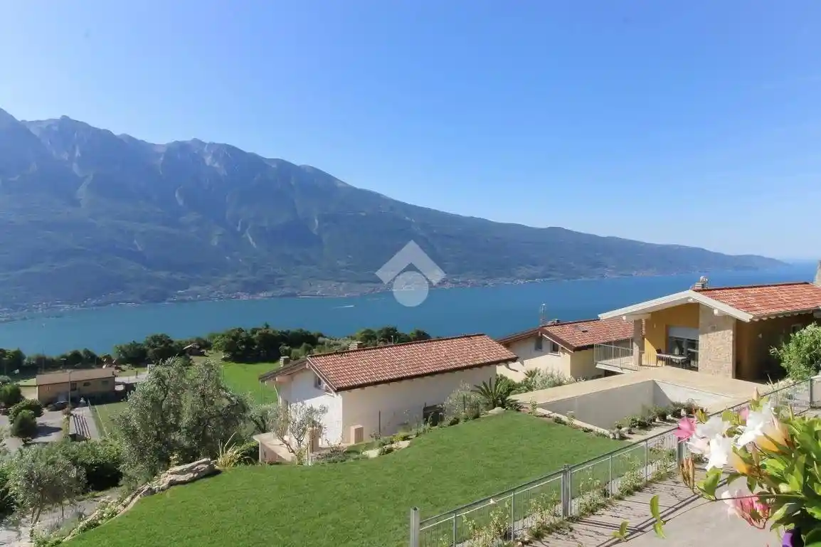 Appartamento in vendita a Tremosine sul Garda