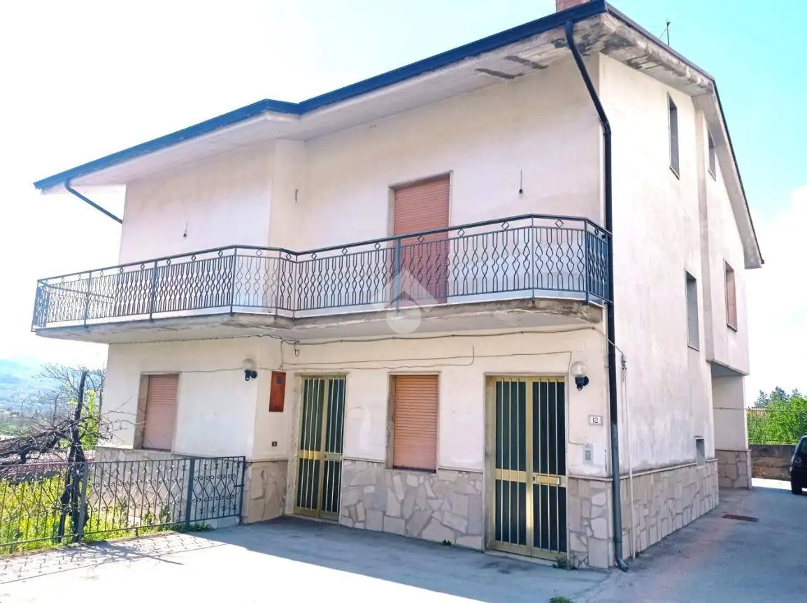 Villa in vendita a Santa Lucia di Serino