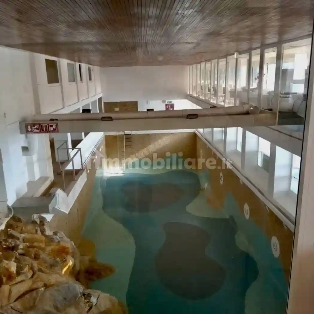 Palazzo - Edificio - foto 2