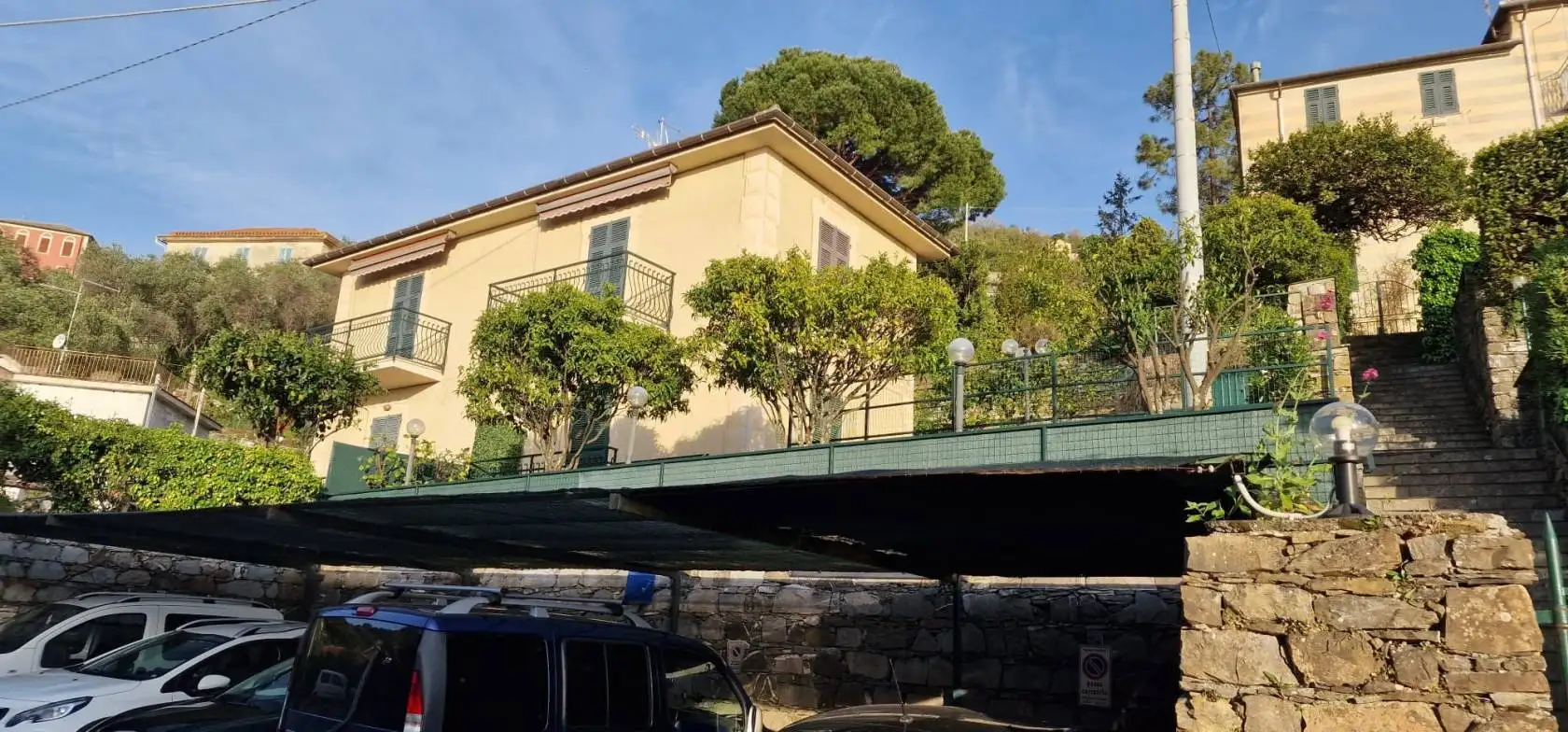 Appartamento in vendita a Camogli