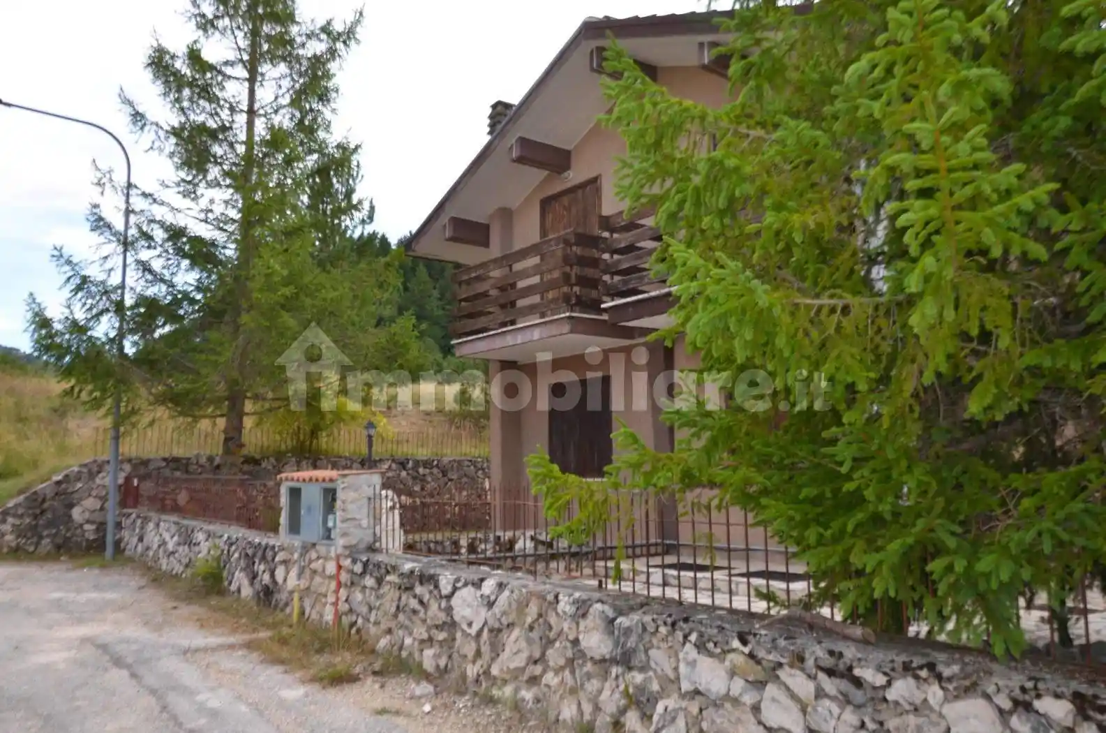 Villa plurifamiliare via Giuseppe Faelli 65, Ovindoli - foto 2