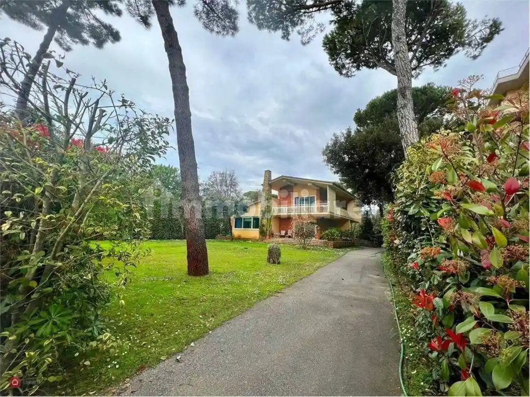 Villa in vendita a Pietrasanta