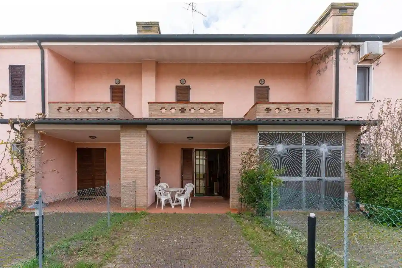 Villa - foto 2