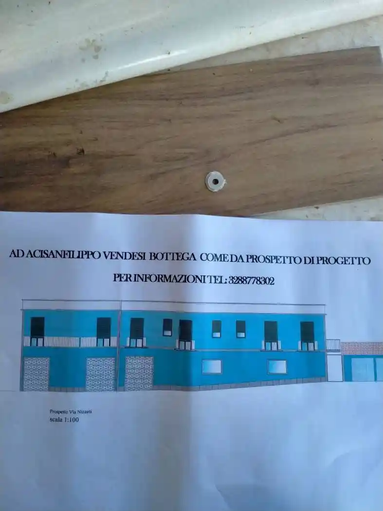 Palazzo - Edificio in vendita a Aci Catena