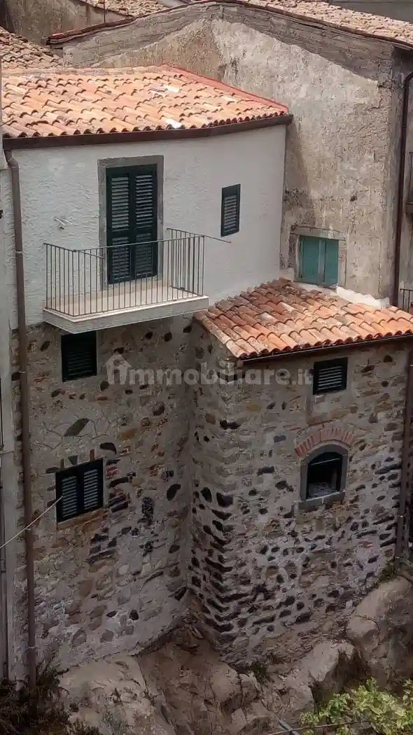Casa indipendente in vendita a Castiglione di Sicilia