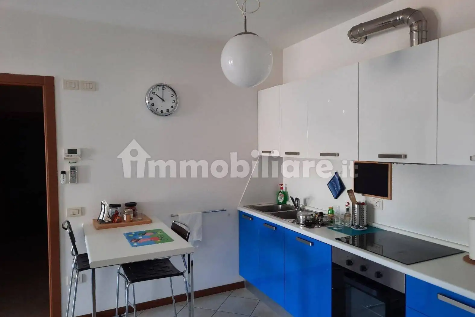 Trilocale via Porto 50, Cattolica