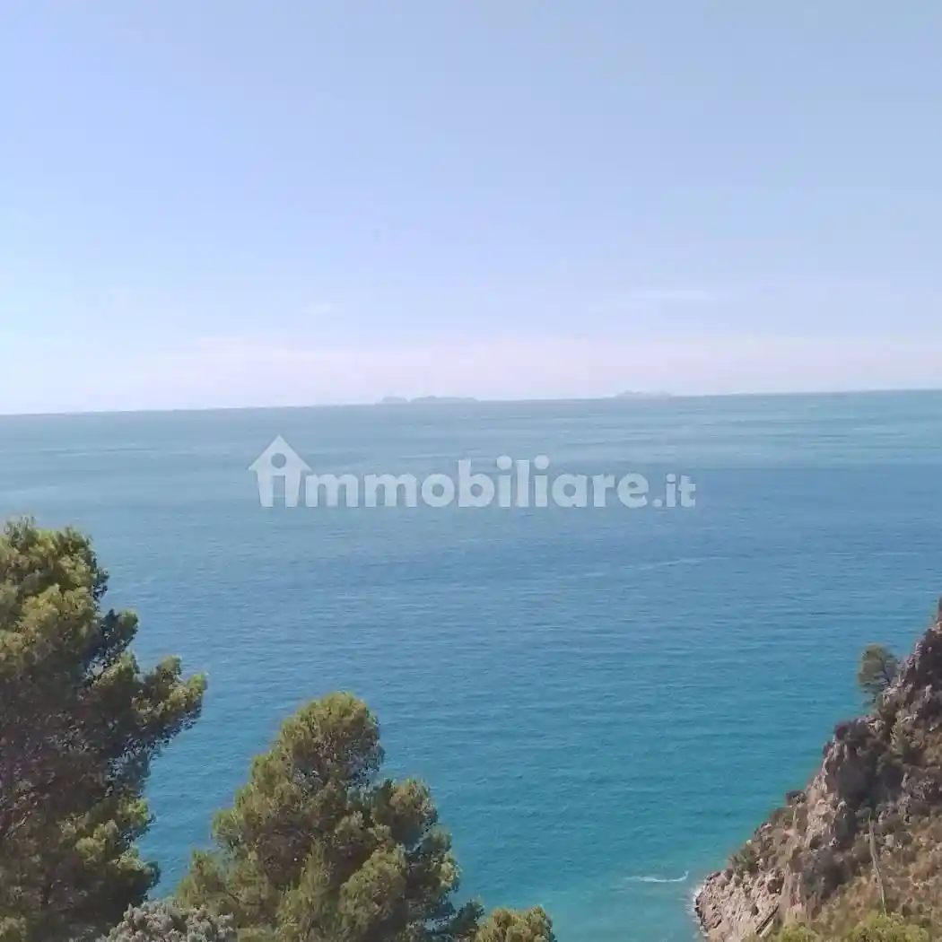 Appartamento in vendita a Sperlonga