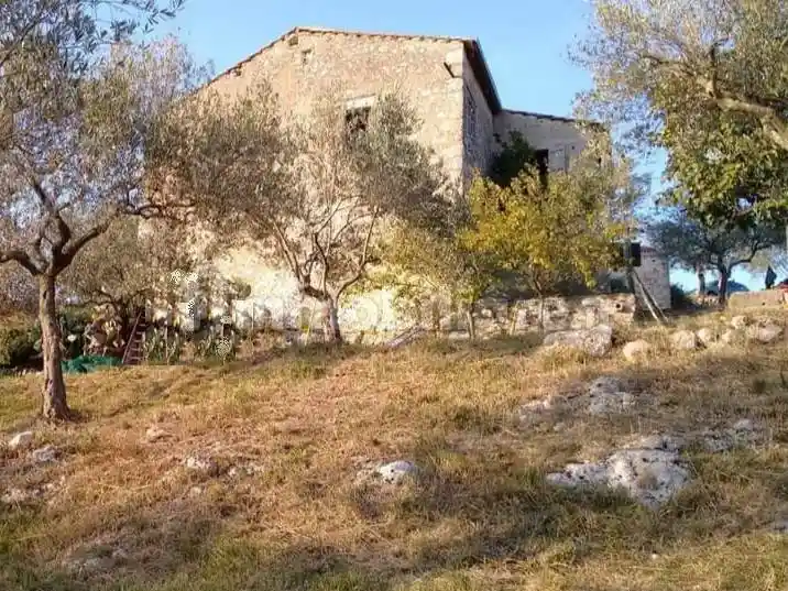 Rustico - Casale in vendita a Fontechiari