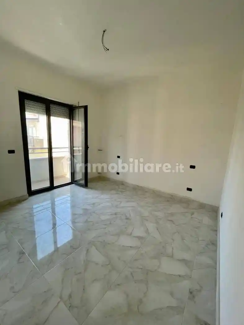 Quadrilocale via Palmiro Togliatti 42, Cirò Marina - foto 5