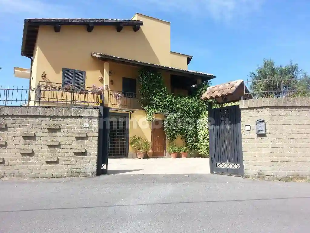 Villetta a schiera - foto 2