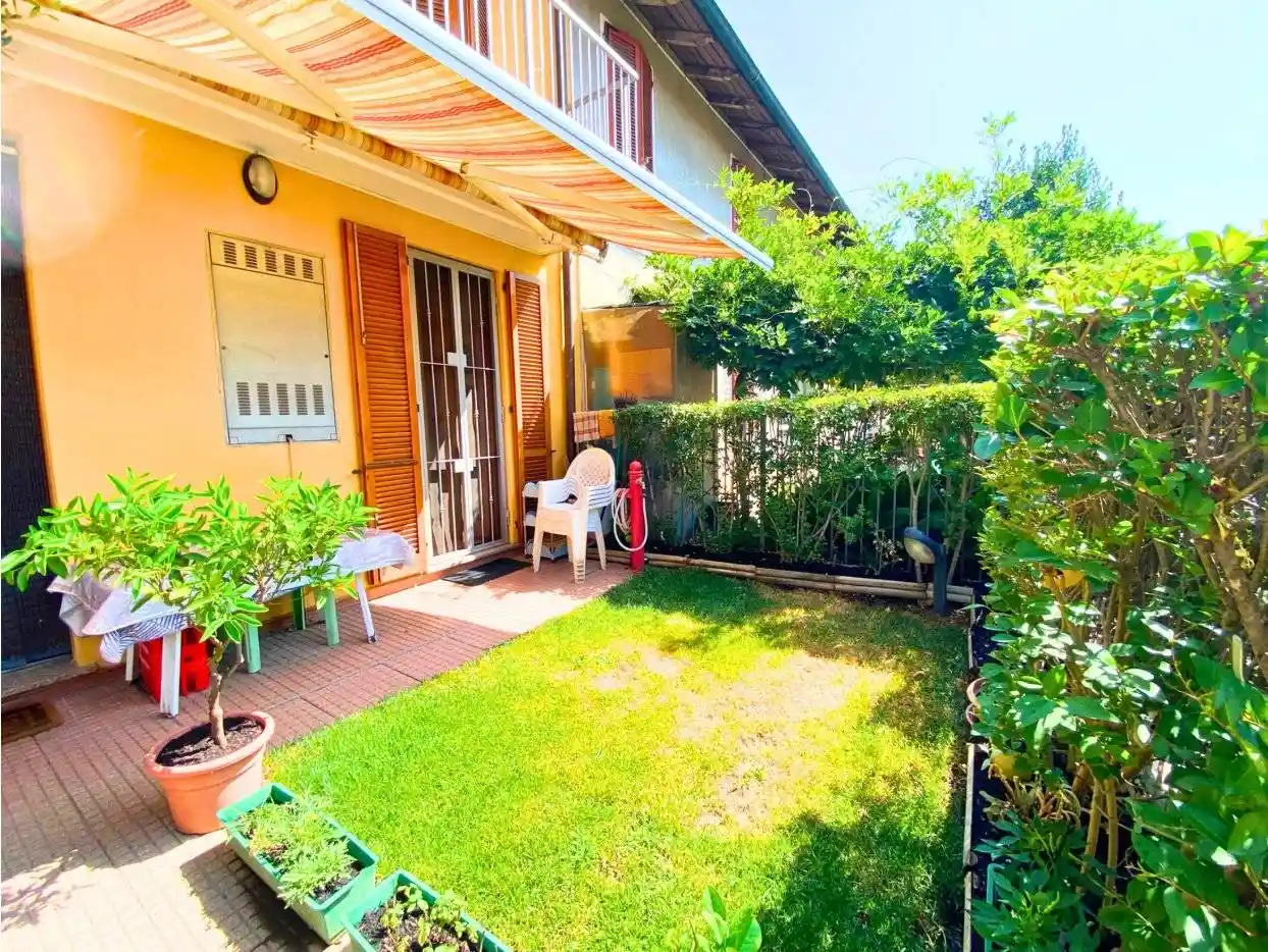 Casa indipendente in vendita a Agrate Brianza