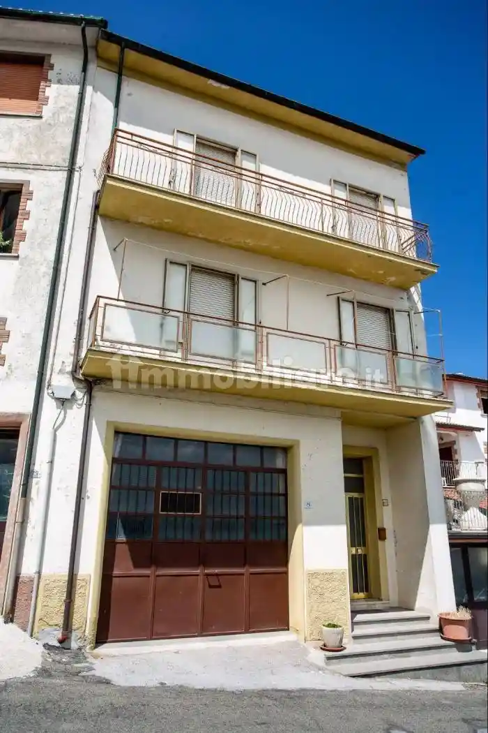 Palazzo - Edificio in vendita a Castell'Azzara