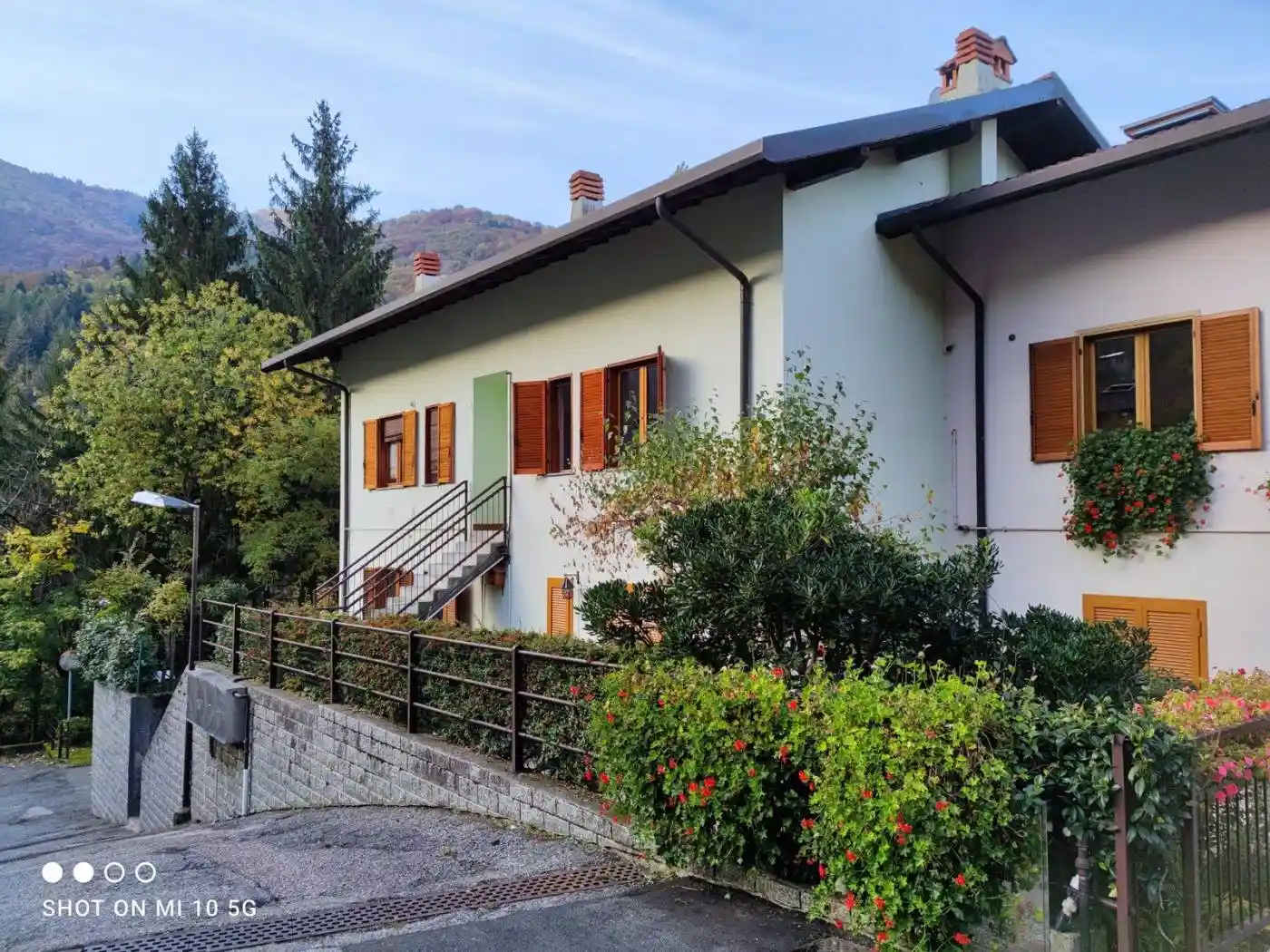 Appartamento in vendita a Faggeto Lario