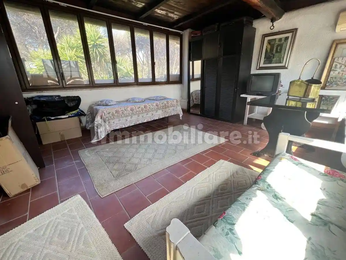 Villa a schiera piazza di Castel Fusano, Ostia Antica, Roma - foto 5