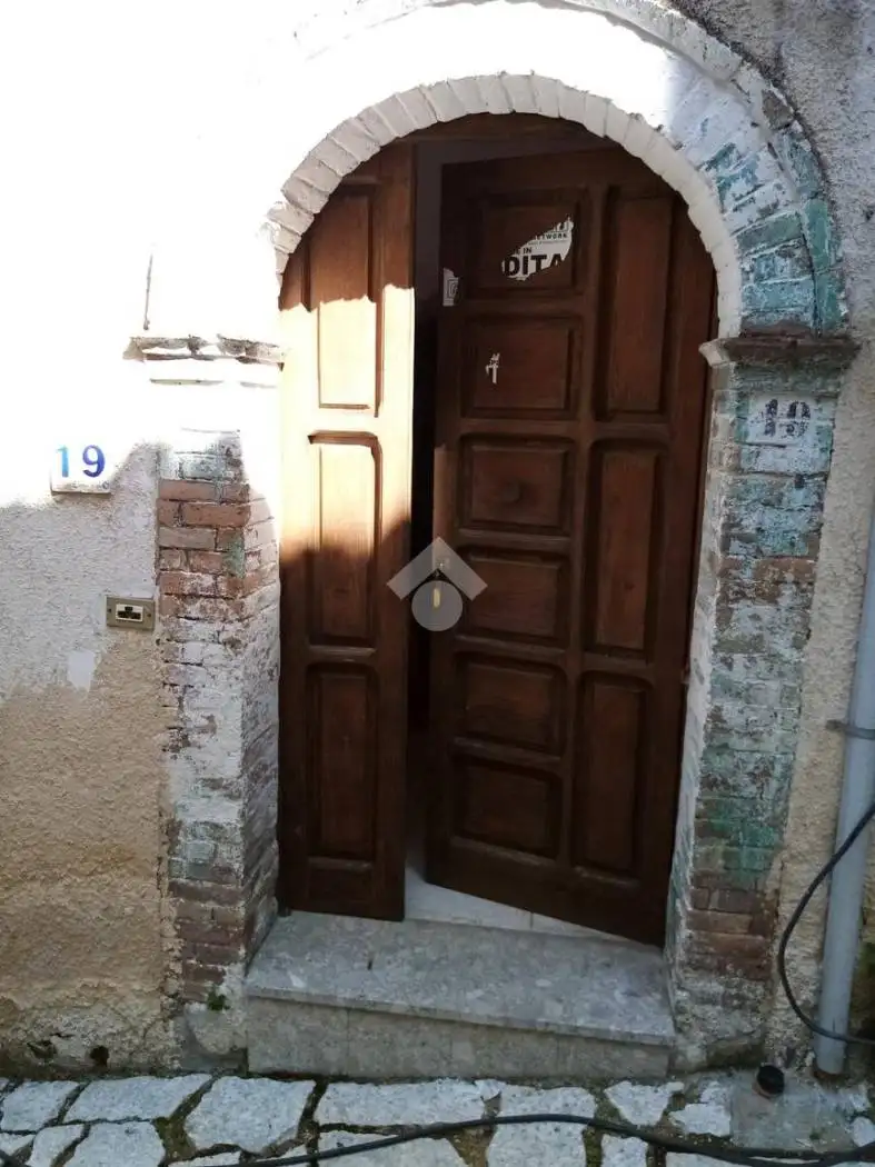 Terratetto plurifamiliare centro Storico via Castello, Castelvetere sul Calore - foto 2